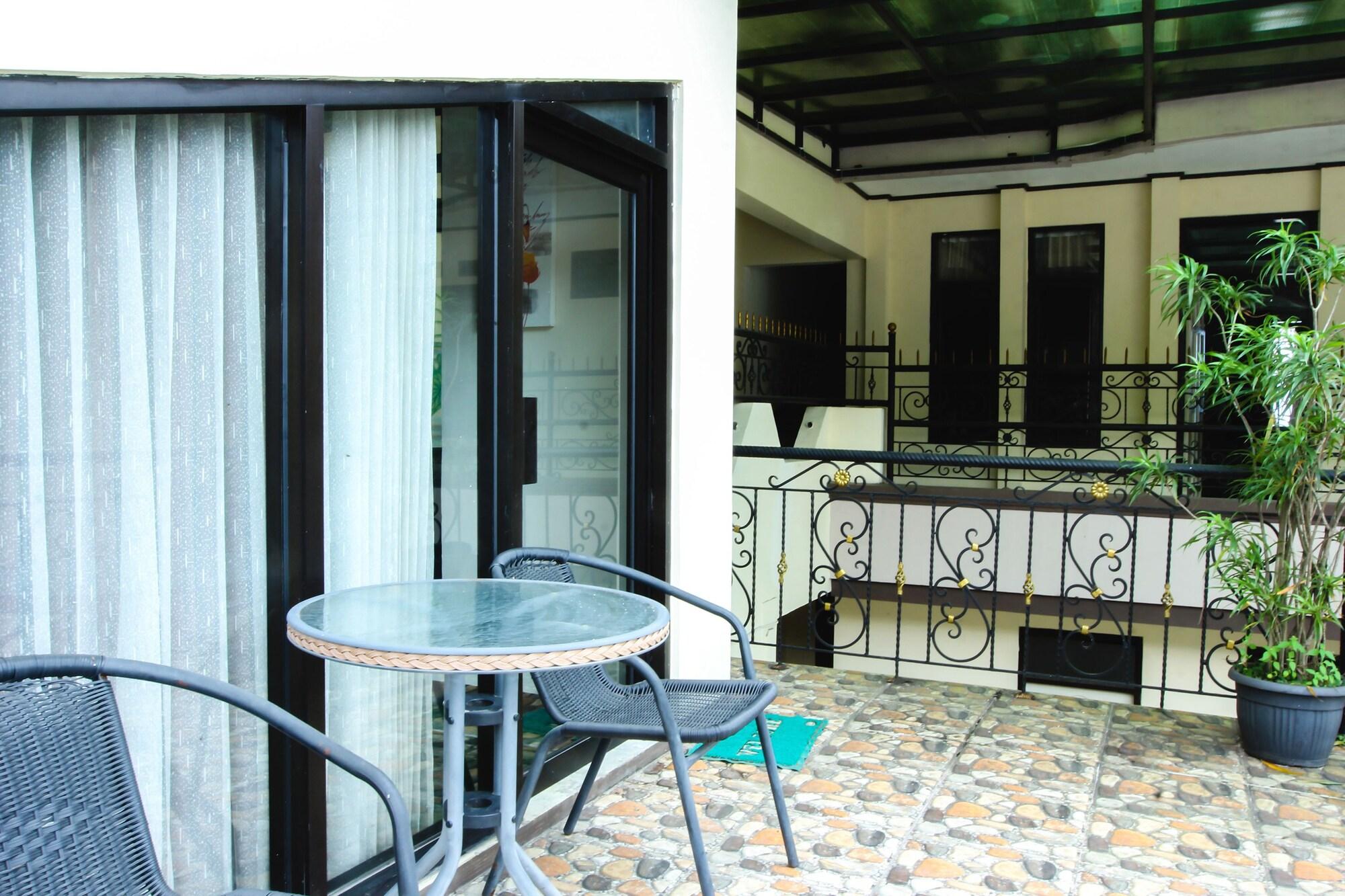 Reddoorz Near Cikole Lembang Otel Dış mekan fotoğraf