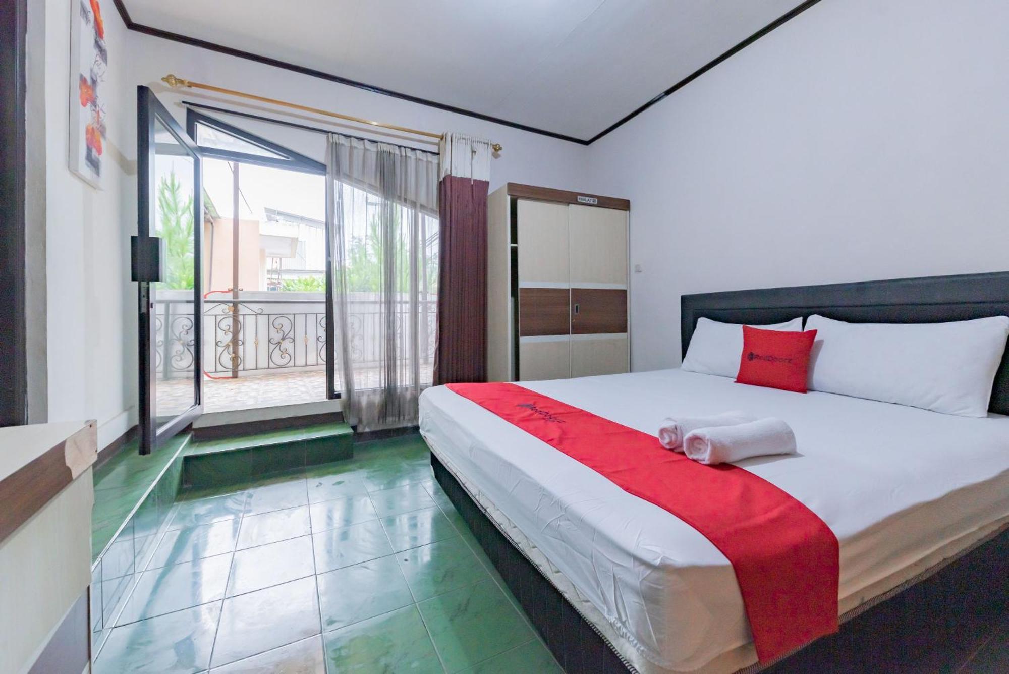 Reddoorz Near Cikole Lembang Otel Dış mekan fotoğraf