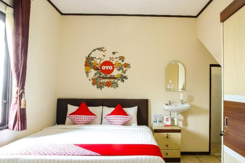 Reddoorz Near Cikole Lembang Otel Oda fotoğraf
